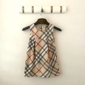Burberry dress girl 6y/116 cm